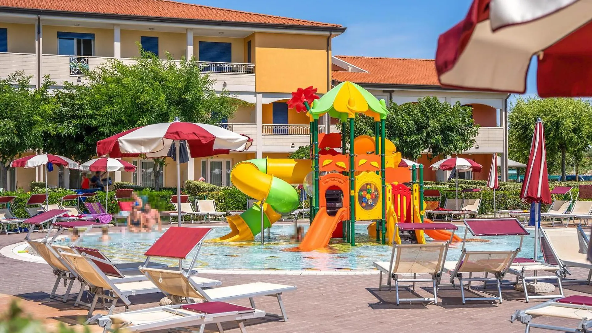 Ai Pini-Villa Duna Verde
