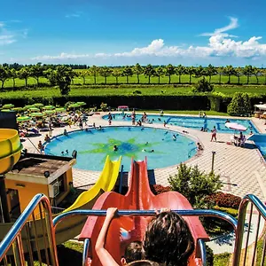 Victoria Mobilehome In Centro Vacanze San Francesco Kemp